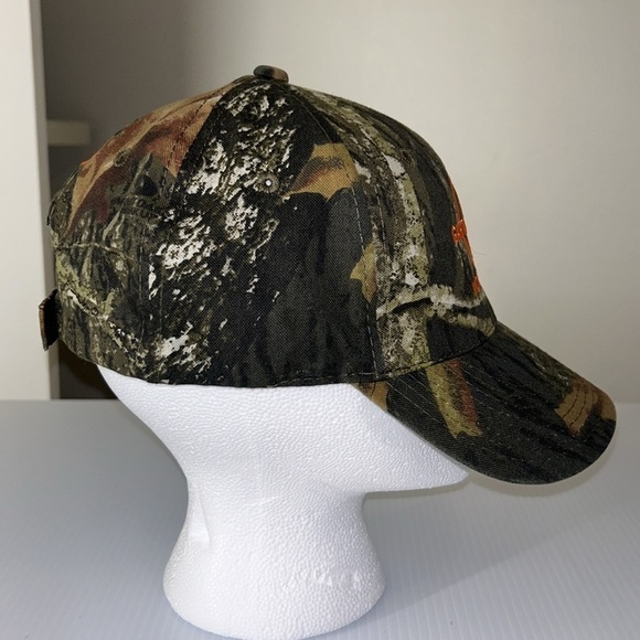 Garth‎ Brooks World Tour Camo World Tour Hat Cap Adjustable - Picture 2 of 9